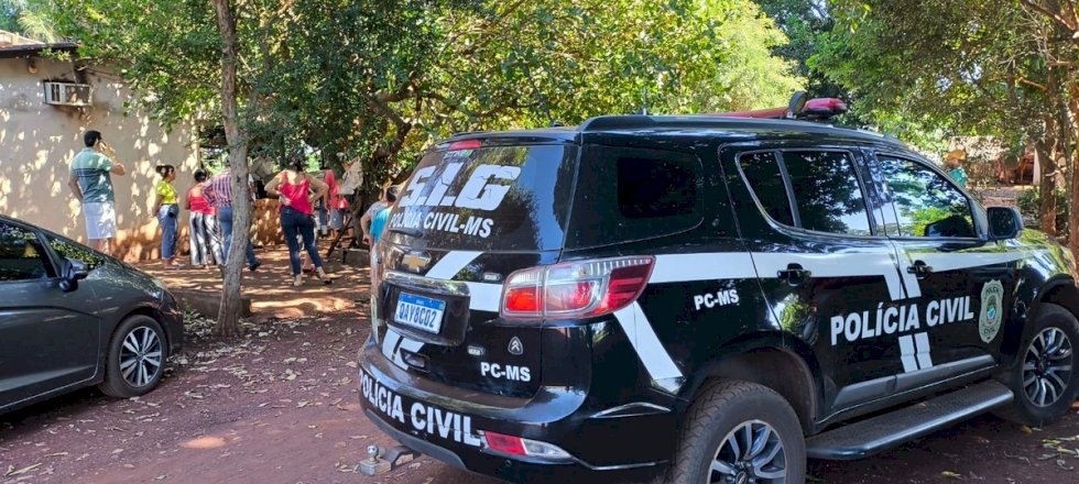 Idoso de 80 anos é encontrado morto com tiro na cabeça, e polícia investiga latrocínio — Foto: Sidnei Bronka

