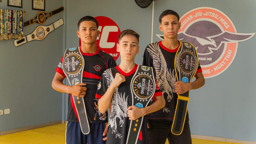 Atletas de Itaporã conquistam vaga para o Campeonato Brasileiro de kickboxing