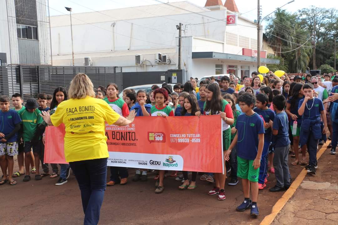 Itaporã: caminhada da campanha Faça Bonito 2024 reúne várias pessoas nesta sexta-feira