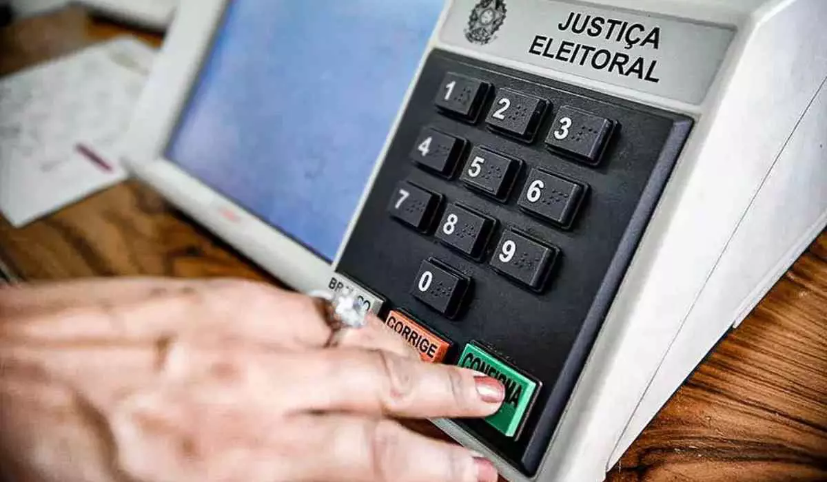 Eleições 2024: saiba por que horário de votação em MS será das 7h às 16h no domingo