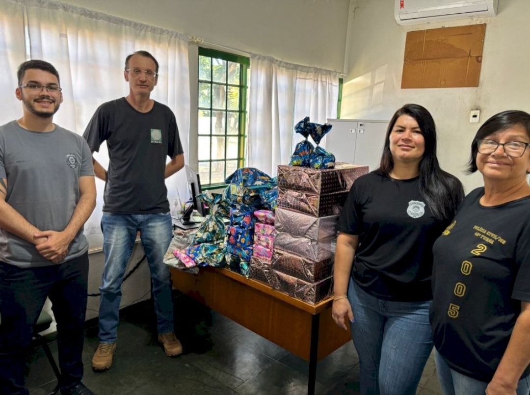 Ação Social da Delegacia de Itaporã: Doações de Brinquedos para o Natal