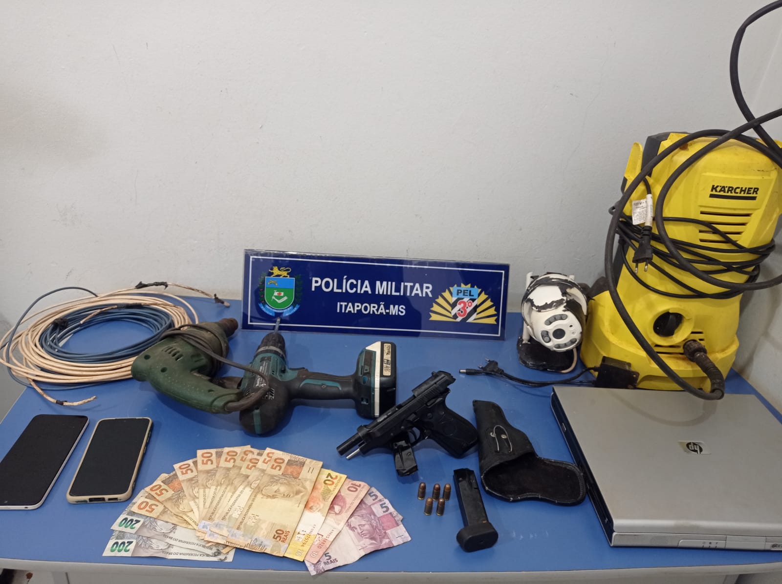 Itaporã: Polícia Militar prende homem por Tráfico de Drogas e apreende arma de fogo