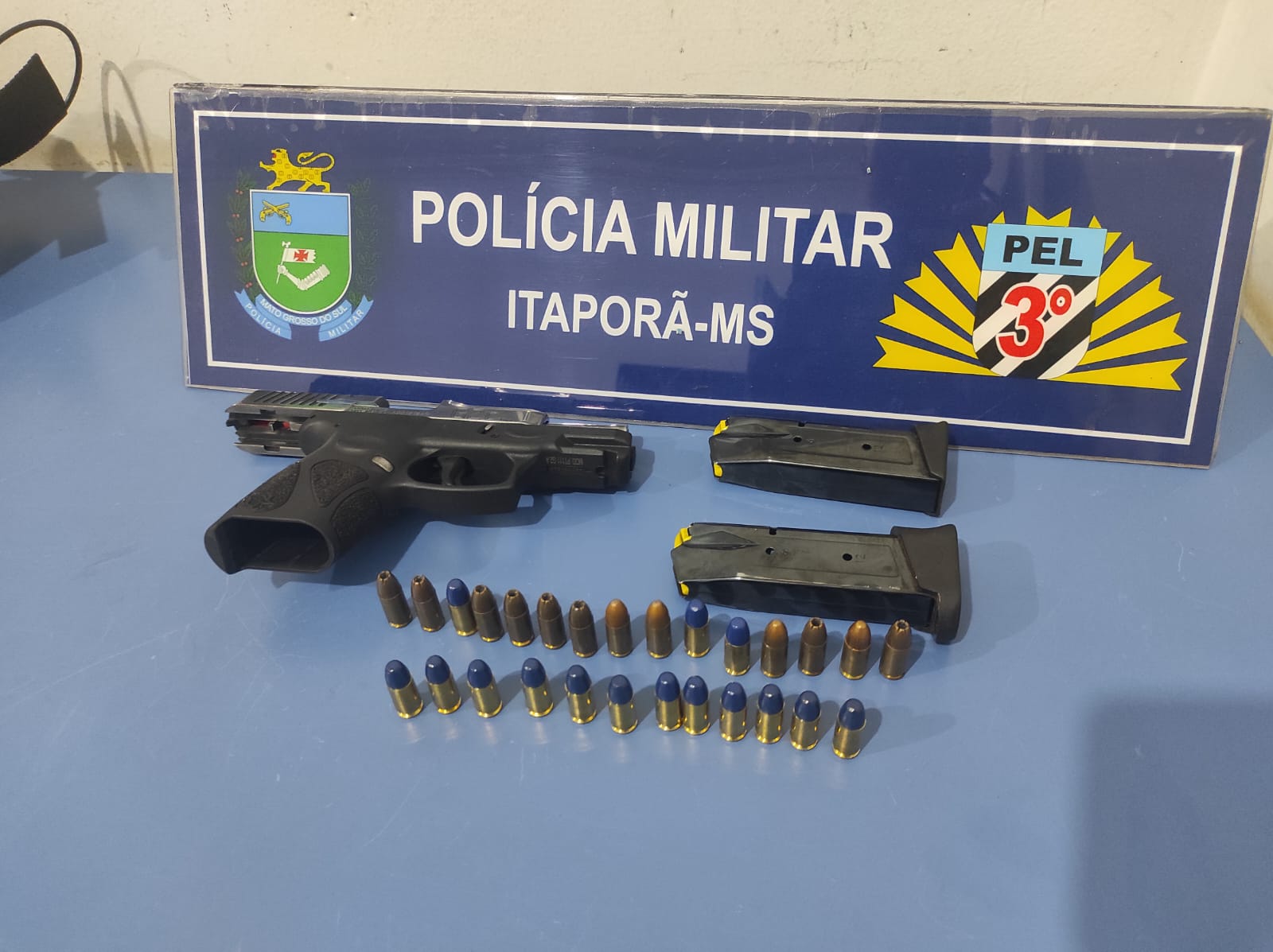 Itaporã: Homem é detido por Porte Ilegal de Arma de Fogo de Uso Permitido