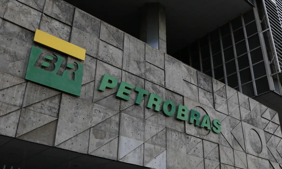 Petrobras registra lucro líquido de R$ 36,6 bilhões em 2024