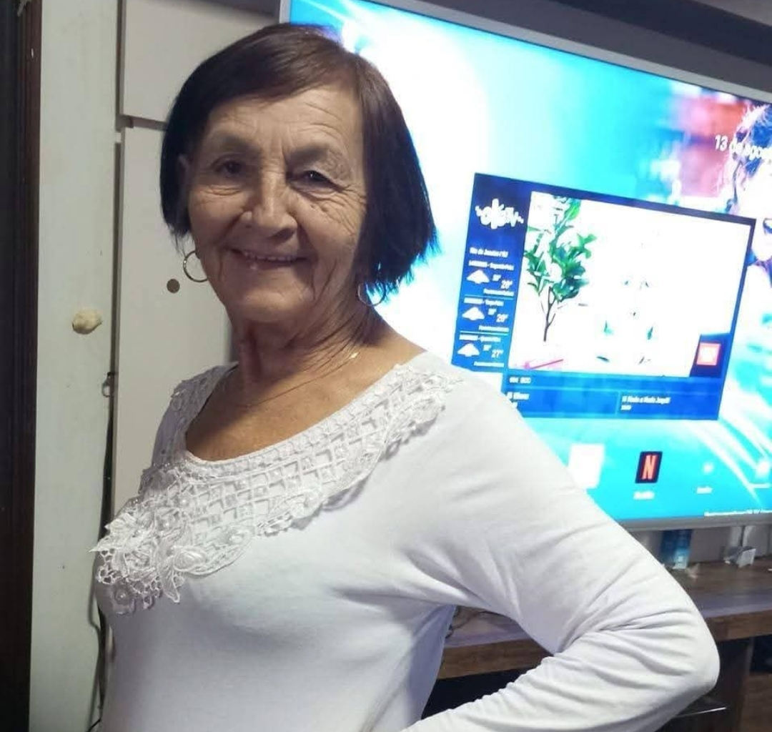 Noticiamos com pesar o falecimento da senhora Rosalina Chimenez