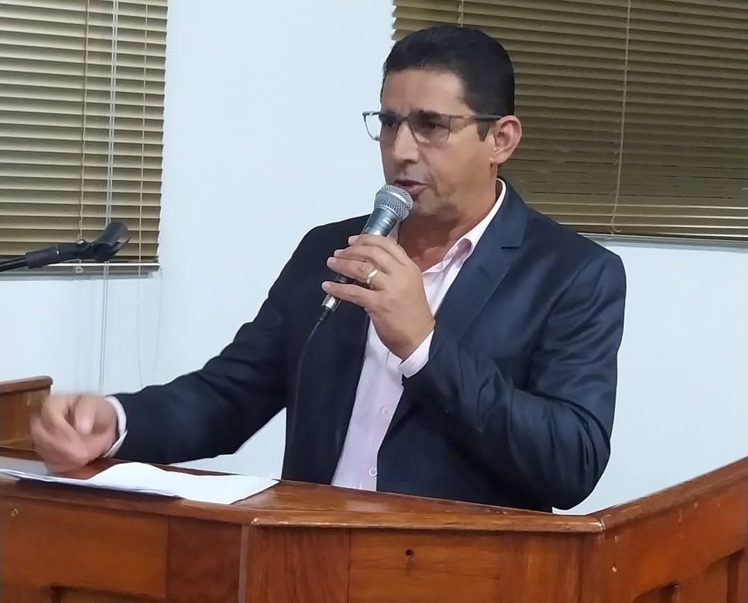 Vereador Reinaldo Pecini apresenta indicação para melhoria na infraestrutura de Itaporã