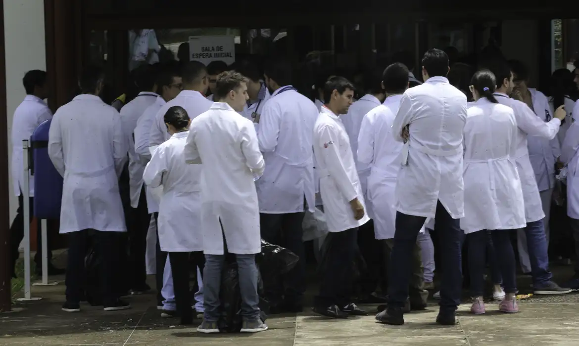 Revalida 2025: prazo para contestar notas provisórias termina hoje
