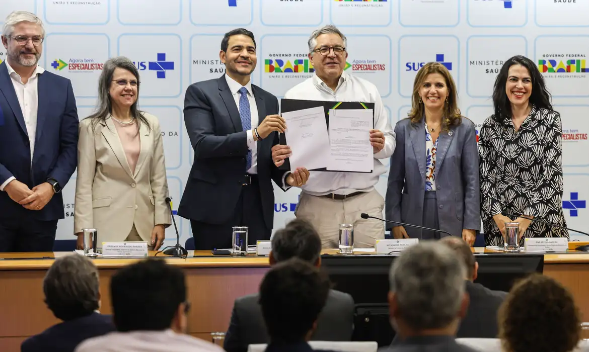 Ministério da Saúde abre inscrições para o Agora Tem Especialistas