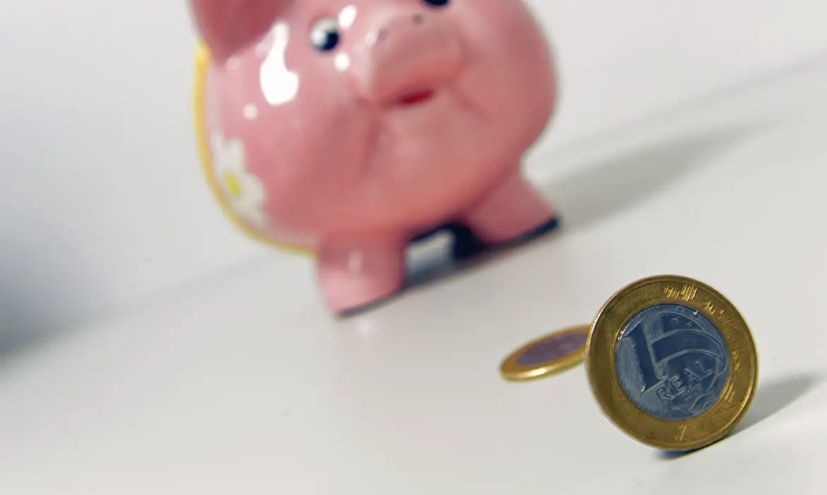 Poupança tem entrada líquida de R$ 2,1 bilhões em junho