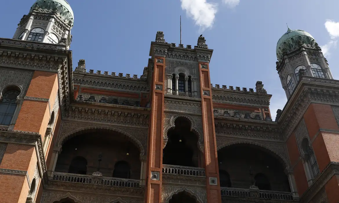 Fiocruz fecha acordo para produzir canetas emagrecedoras