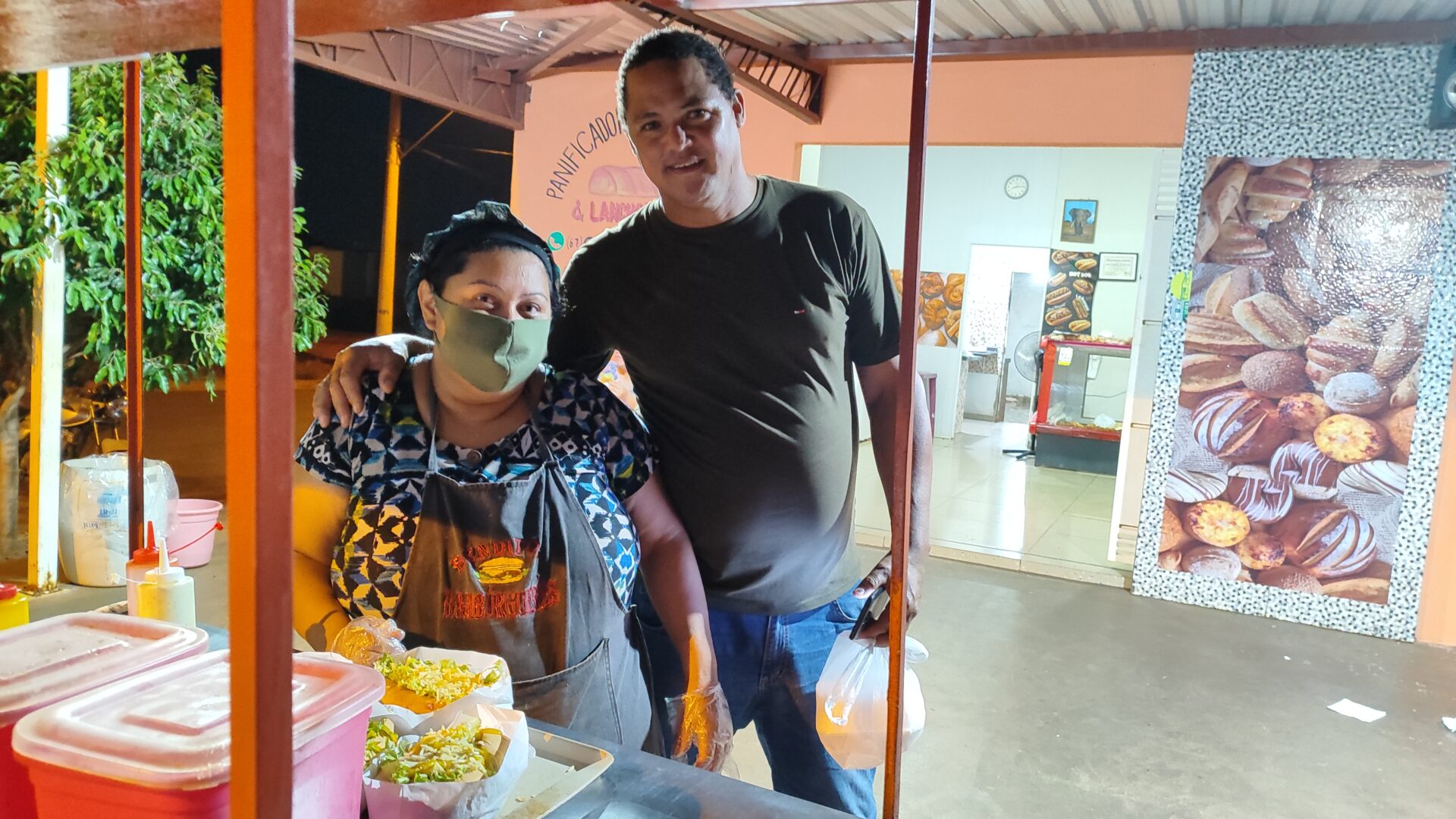 Completa idade nova hoje Eliandro Marques proprietário do Hot Dog do Pedro e Benditos Hambúrguer