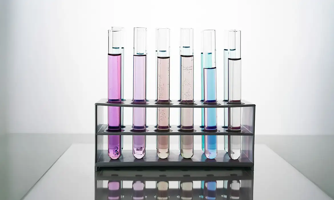 Metanol: Rio recebe primeiro lote de antídoto para tratar contaminação