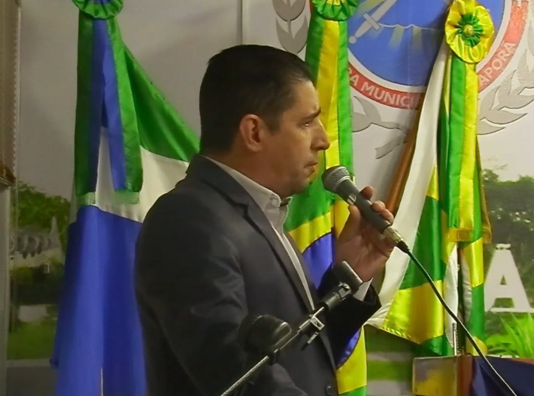 Pecini destaca melhorias nas estradas, atendimento no hospital e cobra agilidade na obra da Praça Central