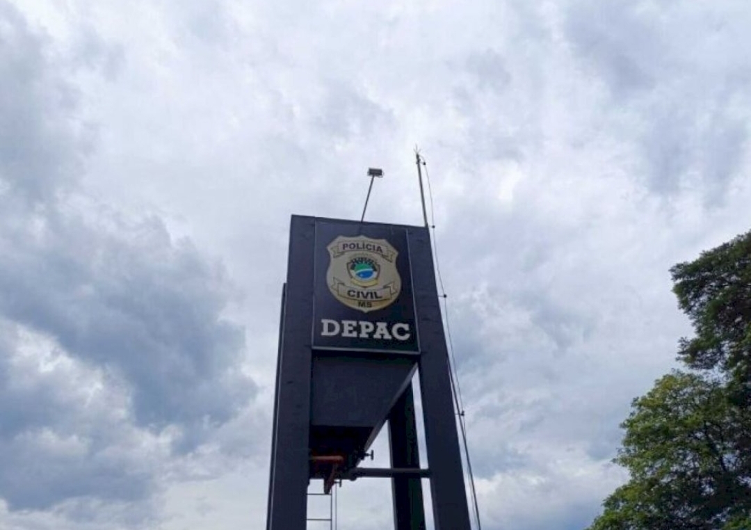 Caminhonete é furtada em área de estacionamento em Itaporã