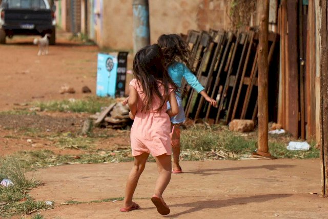 Vale creche de R$ 600 para mães que trabalham está com cadastro aberto em MS