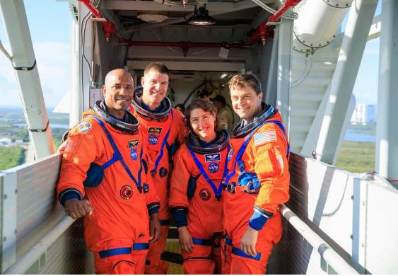 Conheça os astronautas da missão Artemis II que irão sobrevoar a Lua