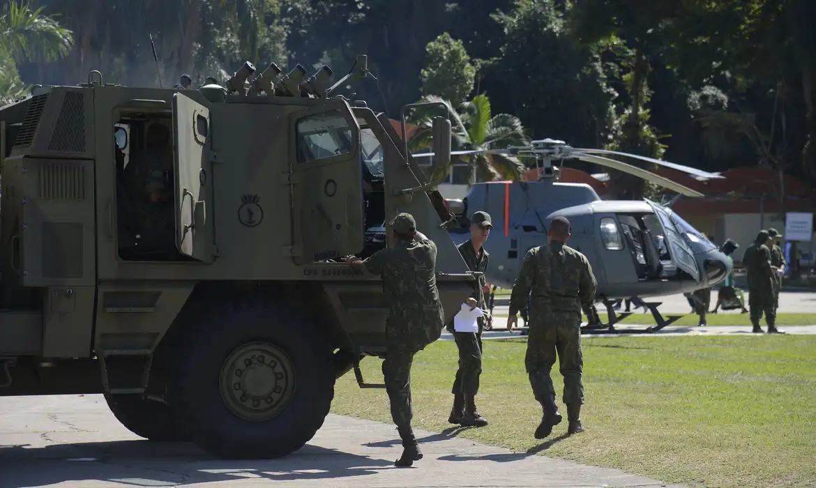 Marinha prorroga inscrição para fuzileiro naval até segunda