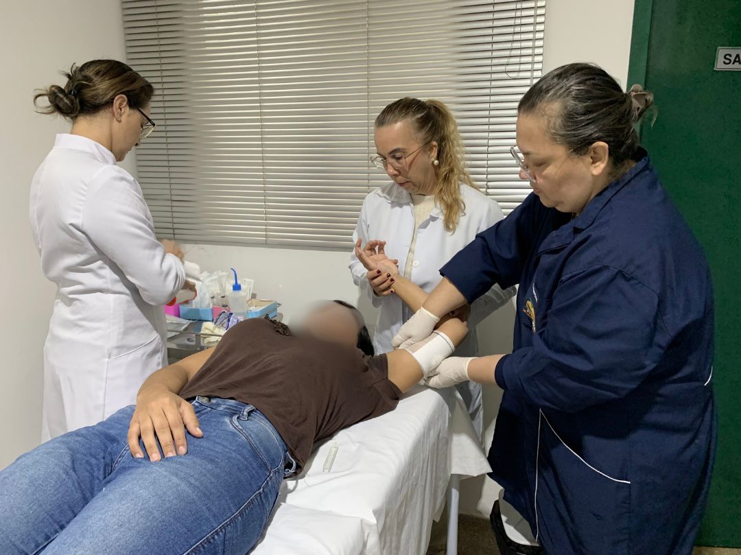 Itaporã realiza mutirão para implantação gratuita do anticoncepcional Implanon pelo SUS