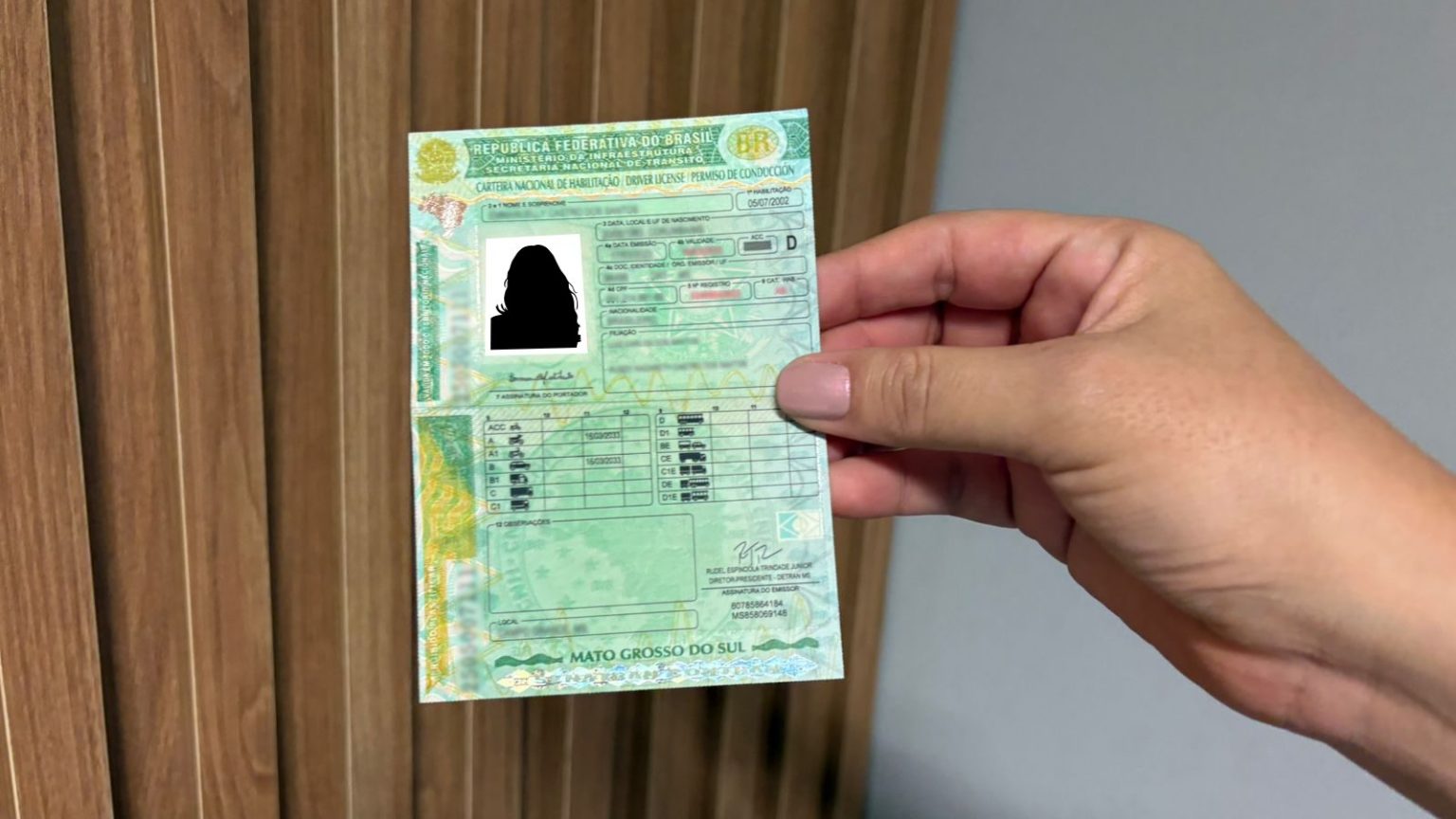 Nova Lei da CNH exige regulamentação e Contran adia validade de habilitações vencidas até setembro