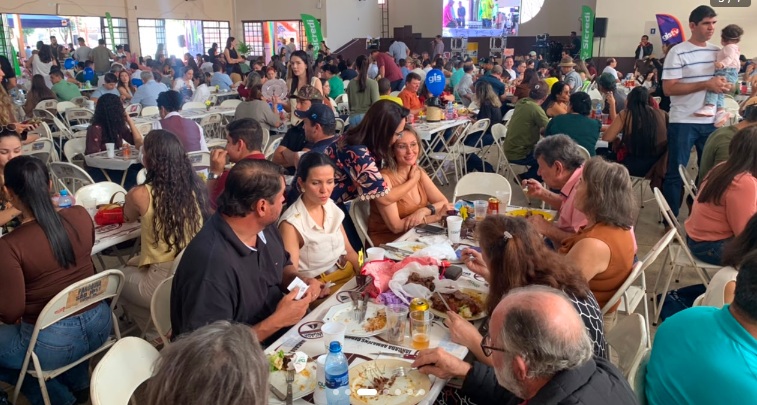 Almoço e Leilão do Sindicato Rural de Itaporã é marcado por grande sucesso e participação da comunidade