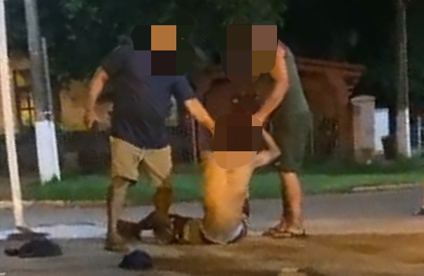 Populares agridem homem acusado de mexer com menina de 11 anos em Itaporã